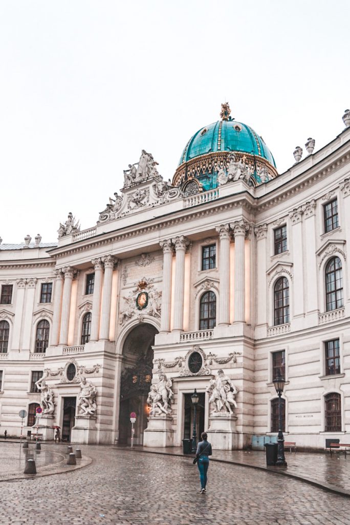 Where to find the best Instagram Spots in Vienna | Hofburg Palace