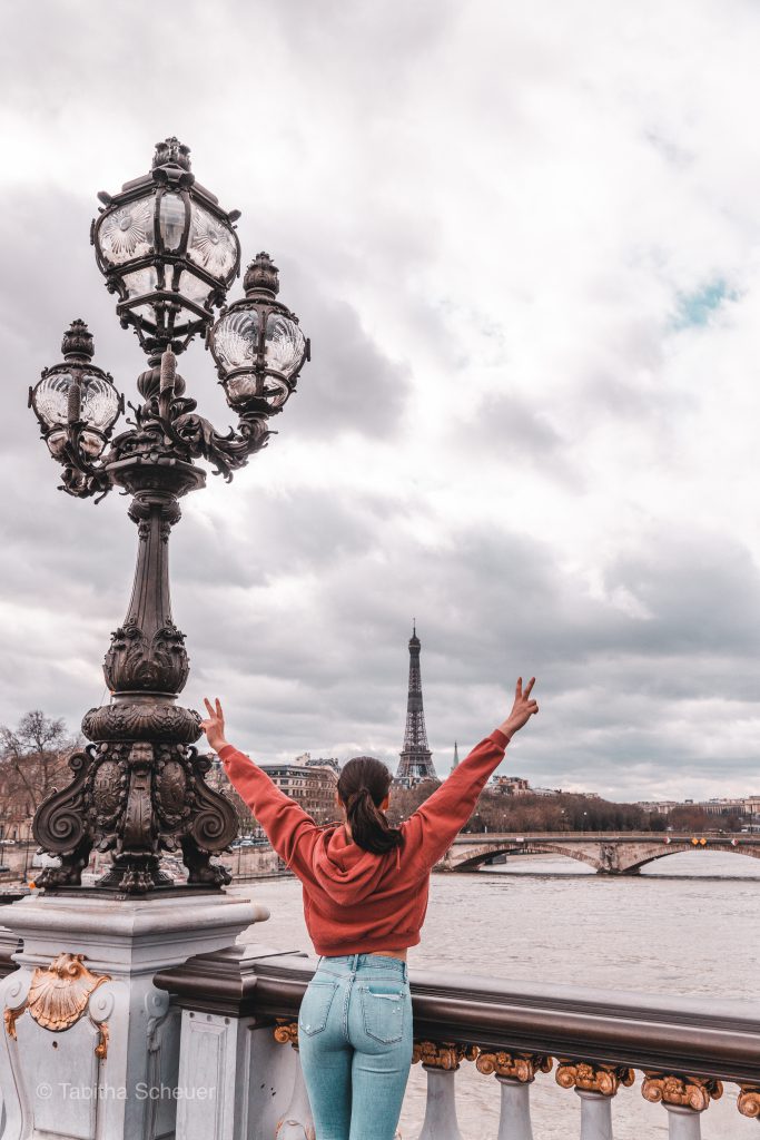 Pont-Alexandre-III-Paris-Photospots-Paris-Instagram-Spots-Paris-Layover
