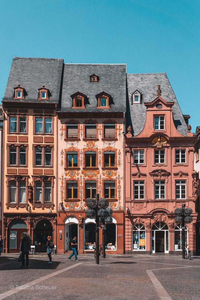 Beautiful buildings in Mainz Germany | How to spend one day in Mainz | Where to take pictures in Mainz