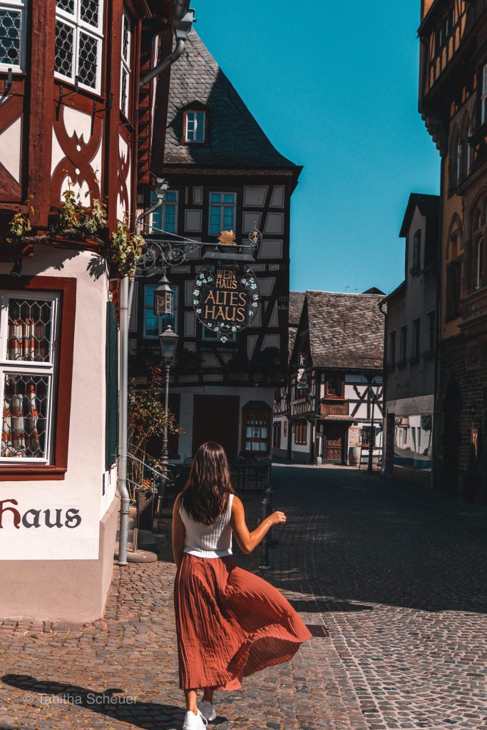 Girl in Bacharach | How to spend one day in Bacharach
