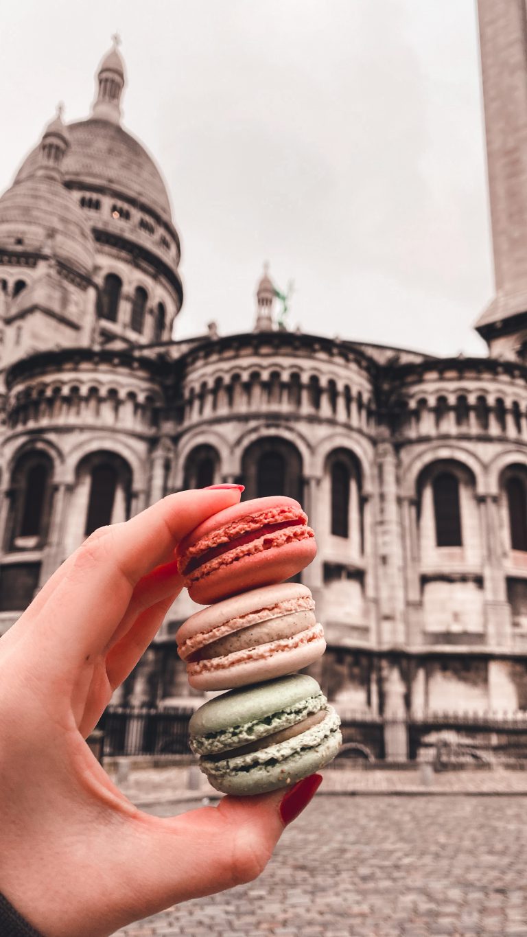 Where to buy Macarons in Paris {including prices!} - tabithaschr