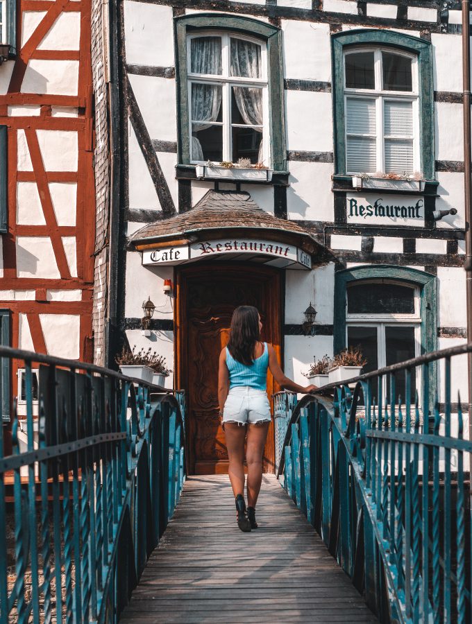 Girls who travel solo | Germany Solo Travel | Monschau